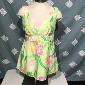 Beautiful sleeveless blouse by Lilly Pulitzer